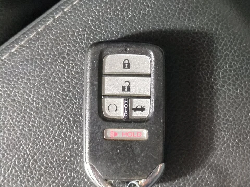 2016 Honda Civic 10th Gen - Image 12 of 13