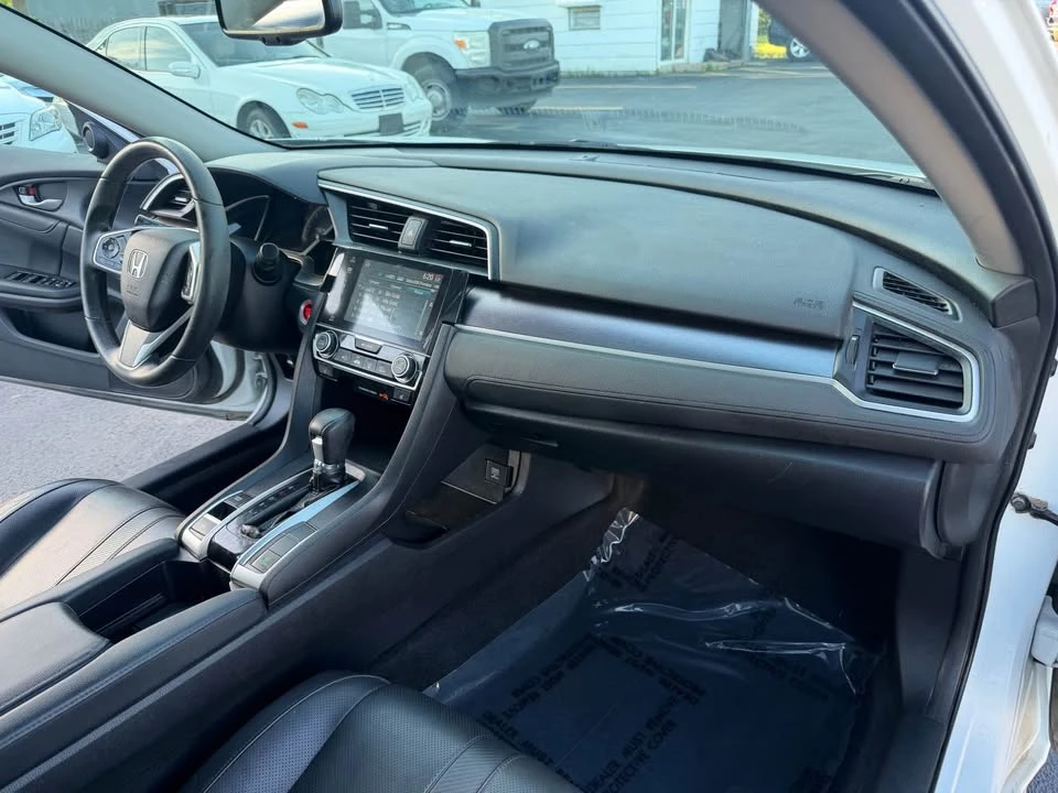 2016 Honda Civic 10th Gen - Image 13 of 20