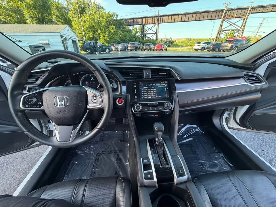 2016 Honda Civic 10th Gen - Image 12 of 20