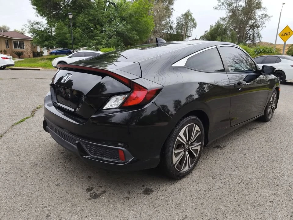 2016 Honda Civic 10th Gen - Image 6 of 17