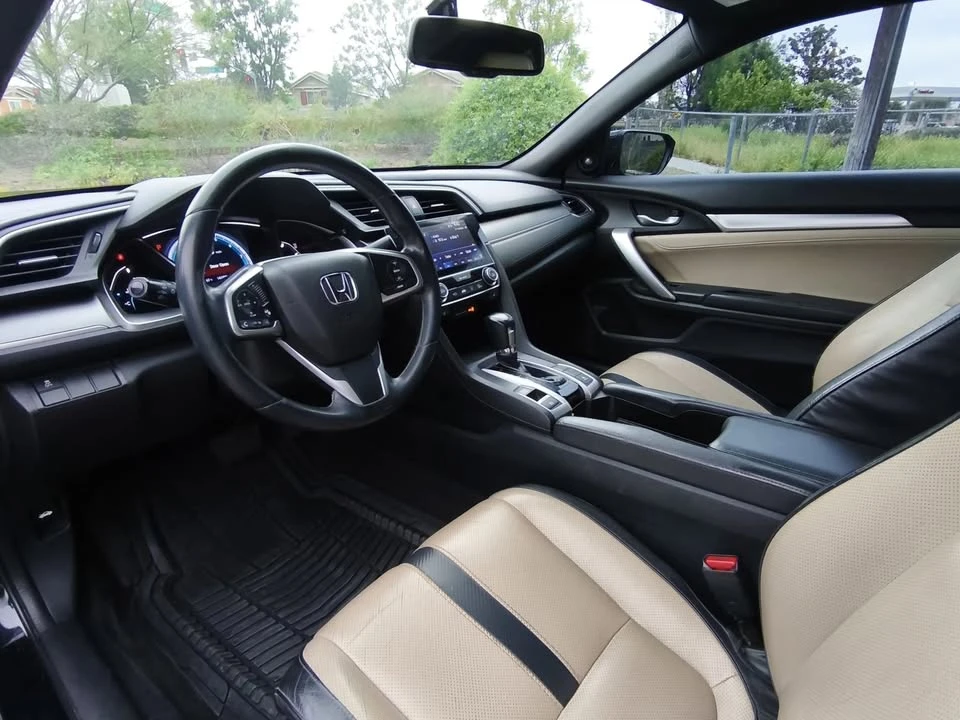 2016 Honda Civic 10th Gen - Image 11 of 17