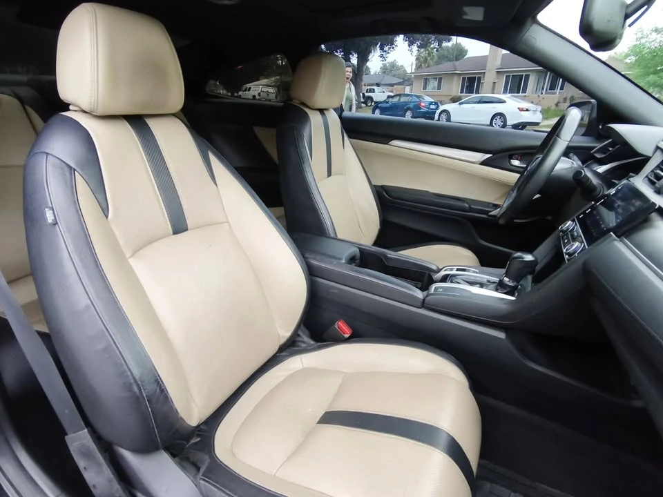 2016 Honda Civic 10th Gen - Image 12 of 17