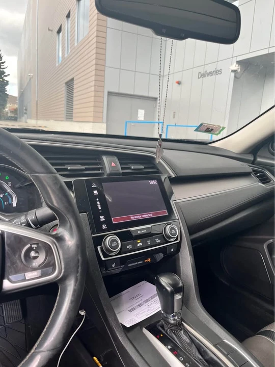 2016 Honda Civic 10th Gen - Image 8 of 10