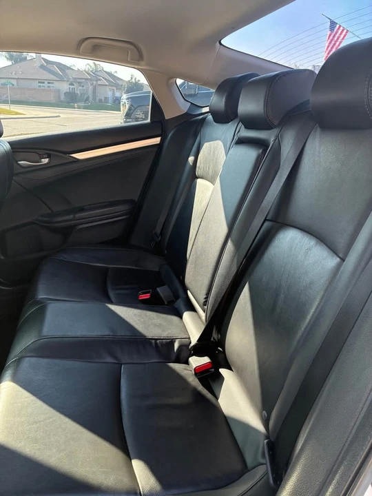 2016 Honda Civic 10th Gen - Image 8 of 10