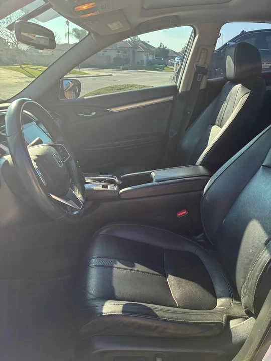 2016 Honda Civic 10th Gen - Image 7 of 10
