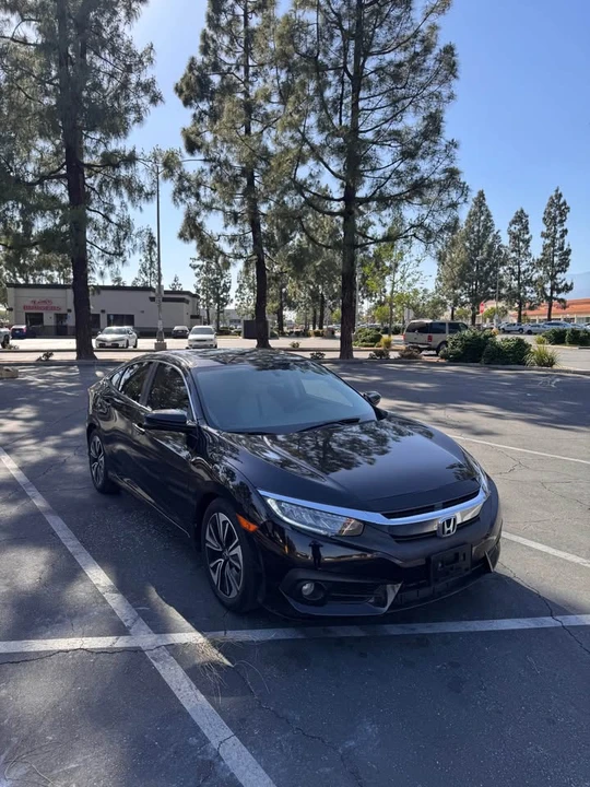 2016 Honda Civic 10th Gen - Image 3 of 9