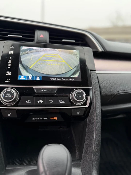2016 Honda Civic 10th Gen - Image 17 of 21