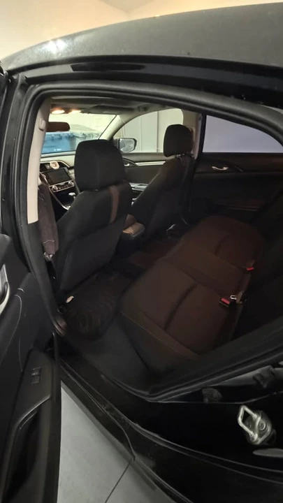 2016 Honda Civic 10th Gen - Image 6 of 8