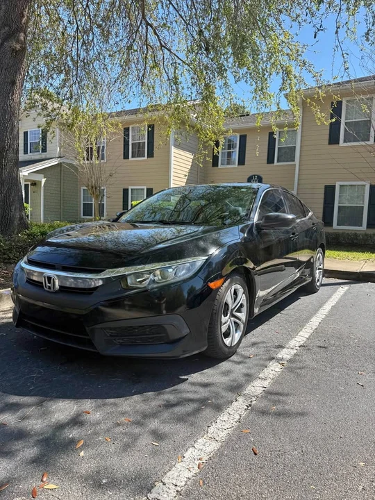 2016 Honda Civic 10th Gen - Image 2 of 21