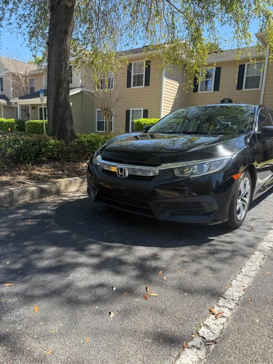 2016 Honda Civic 10th Gen - Image 3 of 21