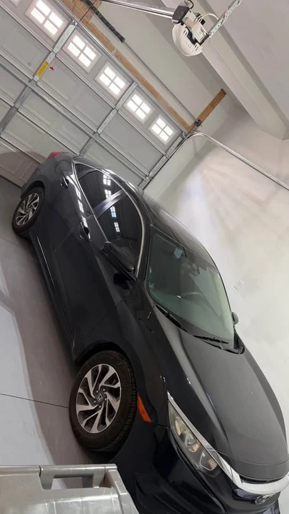 2016 Honda Civic 10th Gen - Image 4 of 8