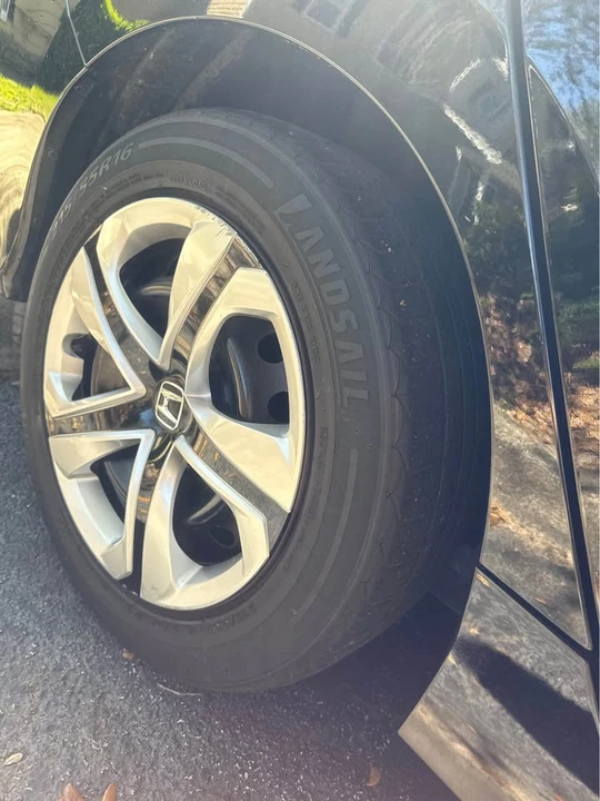 2016 Honda Civic 10th Gen - Image 8 of 21
