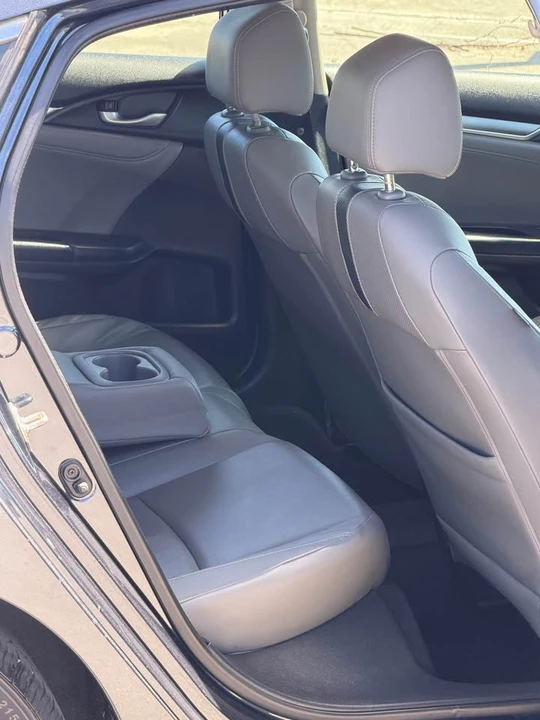 2016 Honda Civic 10th Gen - Image 10 of 16