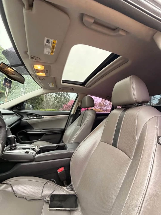 2016 Honda Civic 10th Gen - Image 7 of 15