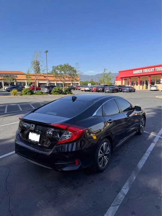 2016 Honda Civic 10th Gen - Image 5 of 9