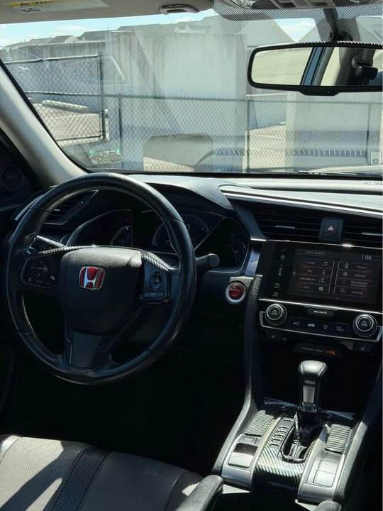 2016 Honda Civic 10th Gen - Image 13 of 16