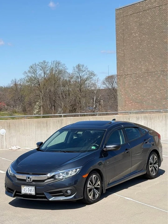 2016 Honda Civic 10th Gen - Image 3 of 16