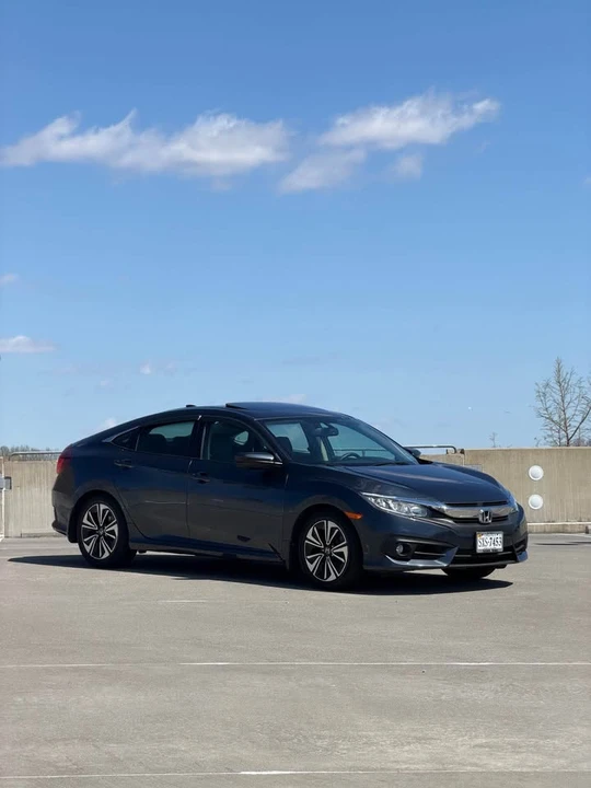 2016 Honda Civic 10th Gen - Image 2 of 16