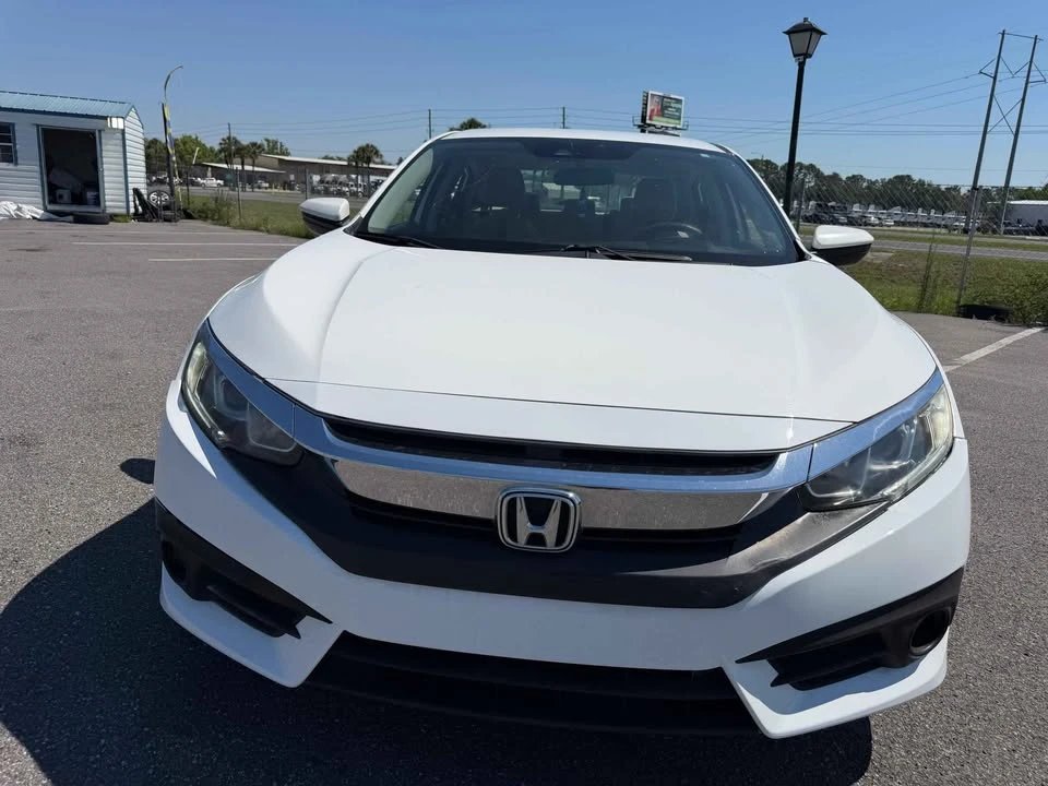 2016 Honda Civic 10th Gen - Image 6 of 10