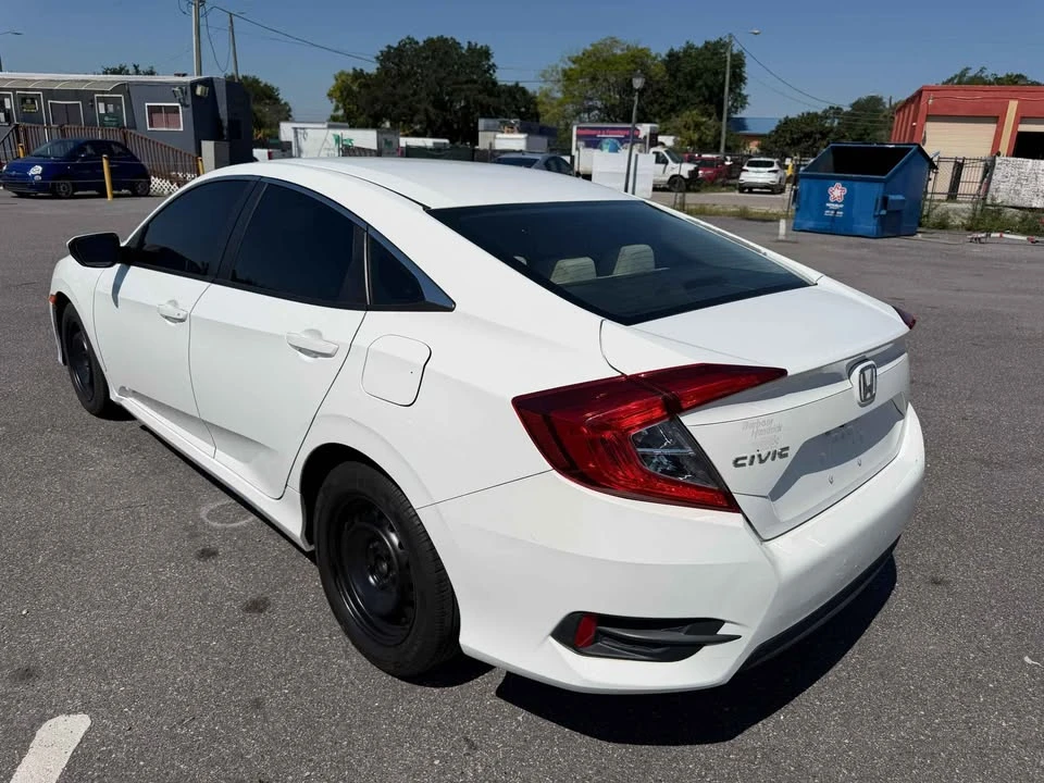 2016 Honda Civic 10th Gen - Image 4 of 10
