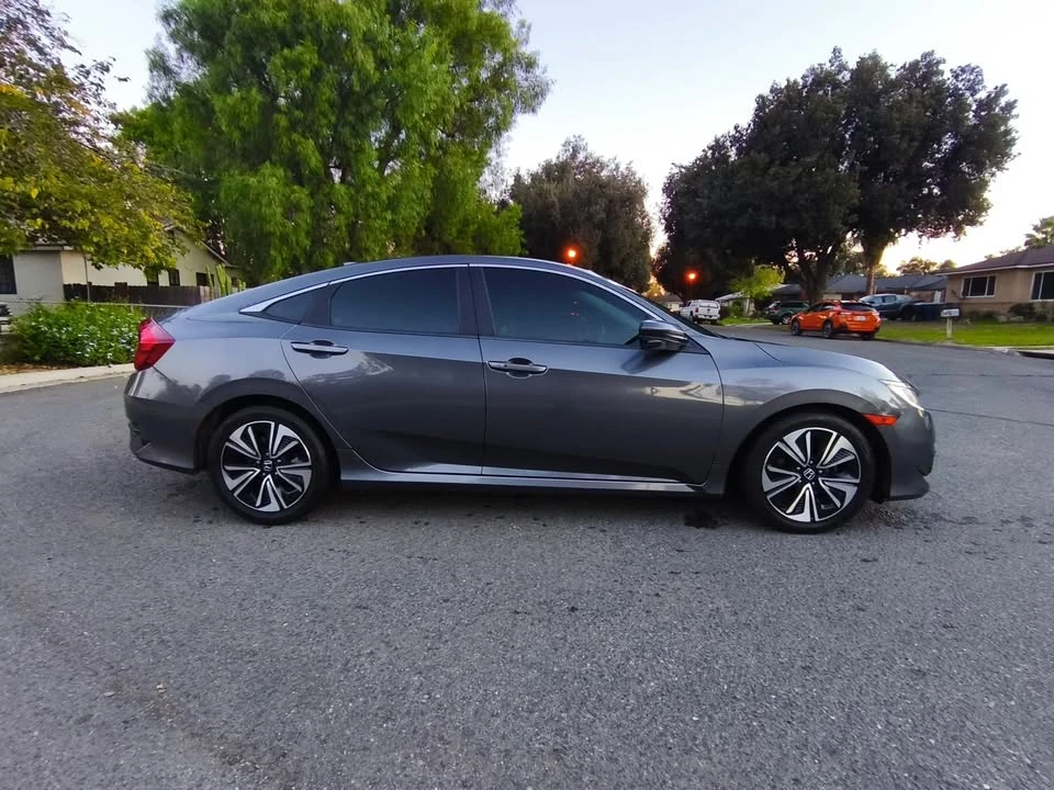 2016 Honda Civic 10th Gen - Image 6 of 16