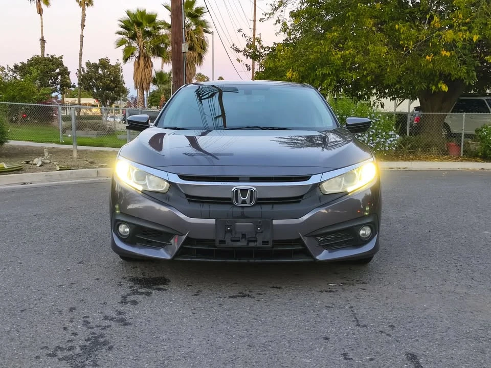 2016 Honda Civic 10th Gen - Image 5 of 16