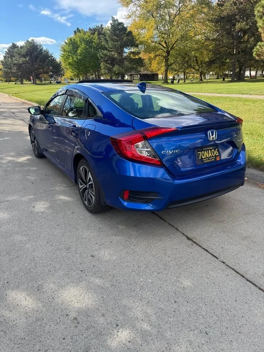 2016 Honda Civic 10th Gen - Image 2 of 17