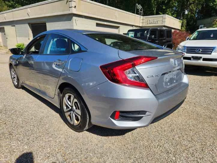 2016 Honda Civic 10th Gen - Image 6 of 12