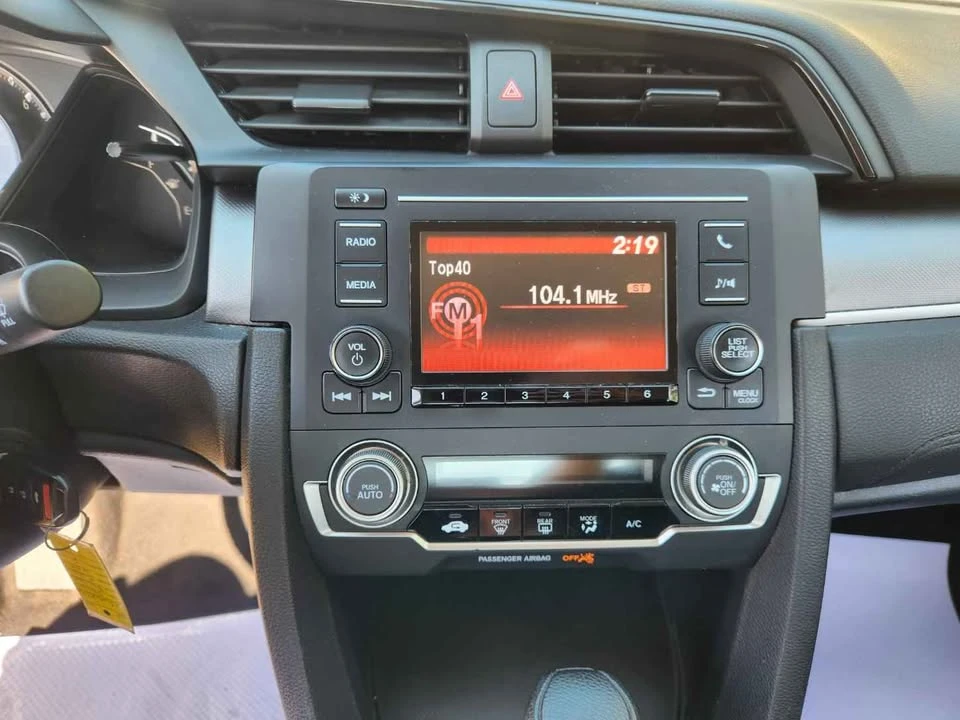 2016 Honda Civic 10th Gen - Image 11 of 12