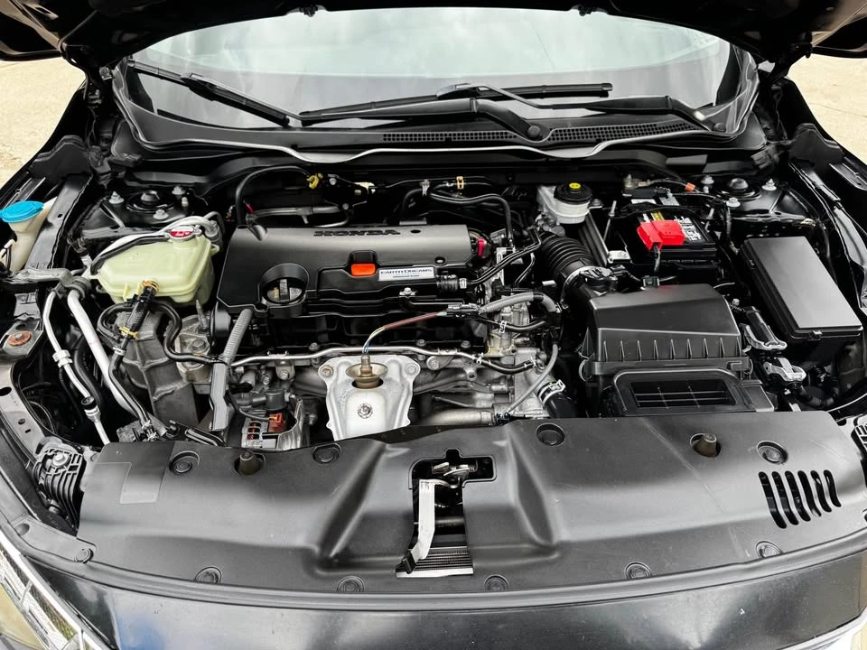 2016 Honda Civic 10th Gen - Image 5 of 10