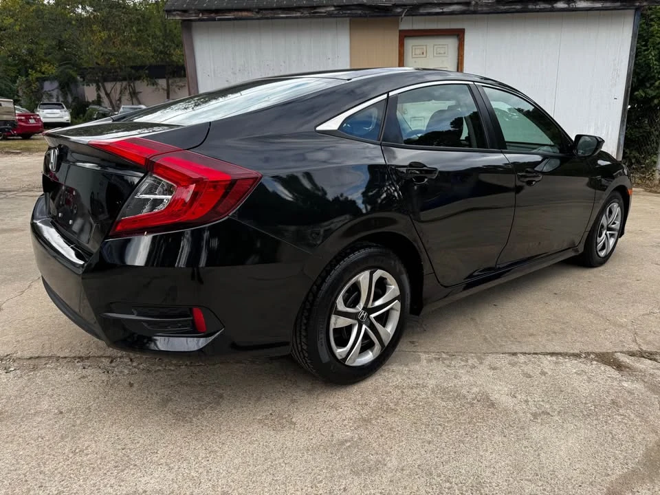 2016 Honda Civic 10th Gen - Image 4 of 10
