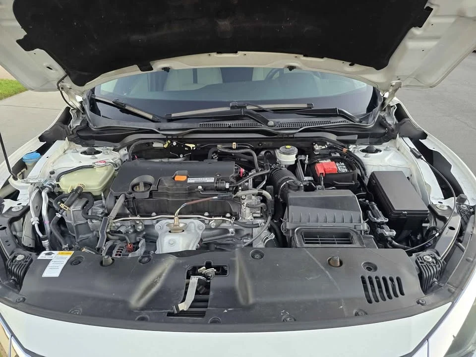 2016 Honda Civic 10th Gen - Image 19 of 20