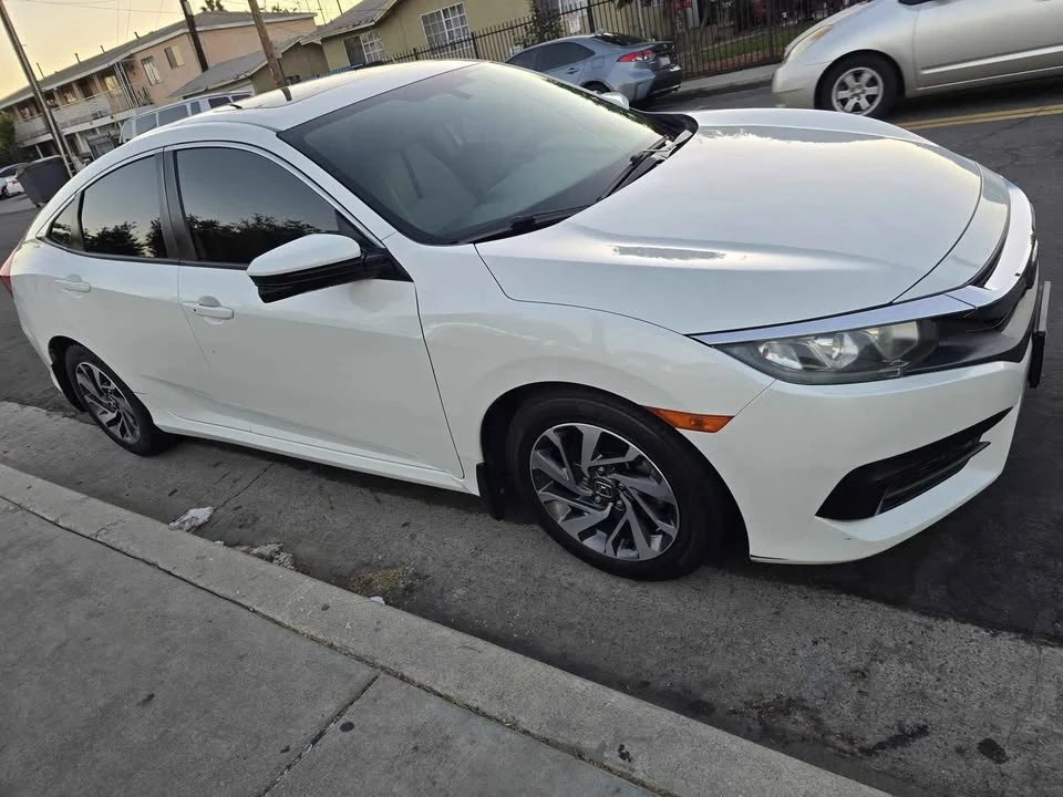 2016 Honda Civic 10th Gen - Image 2 of 20