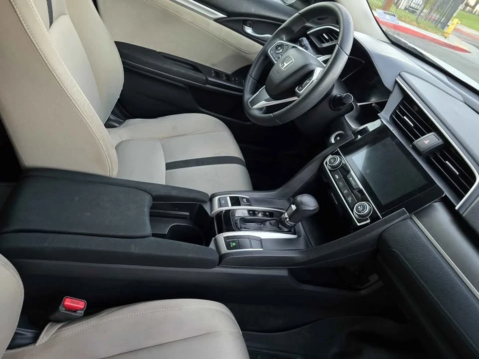2016 Honda Civic 10th Gen - Image 14 of 20