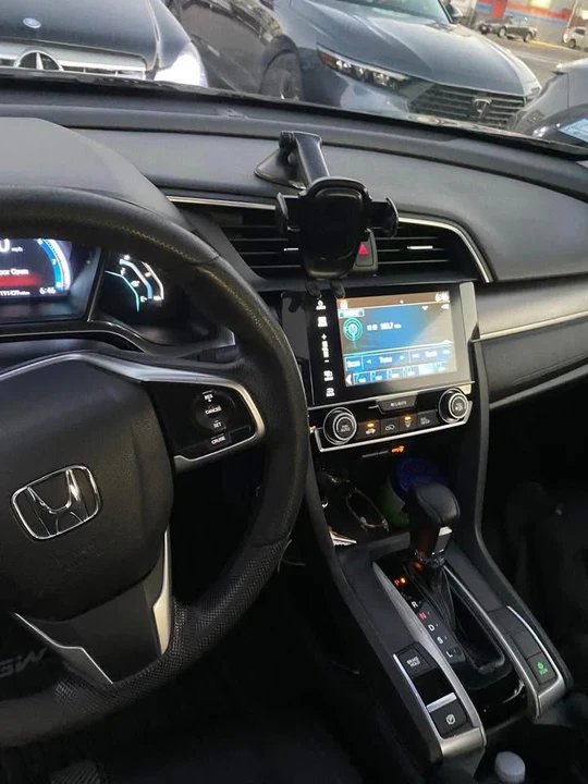 2016 Honda Civic 10th Gen - Image 9 of 10