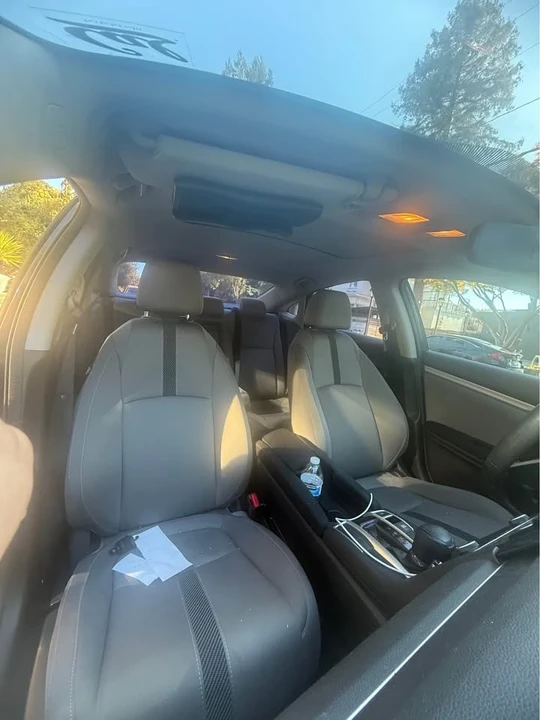2016 Honda Civic 10th Gen - Image 12 of 13