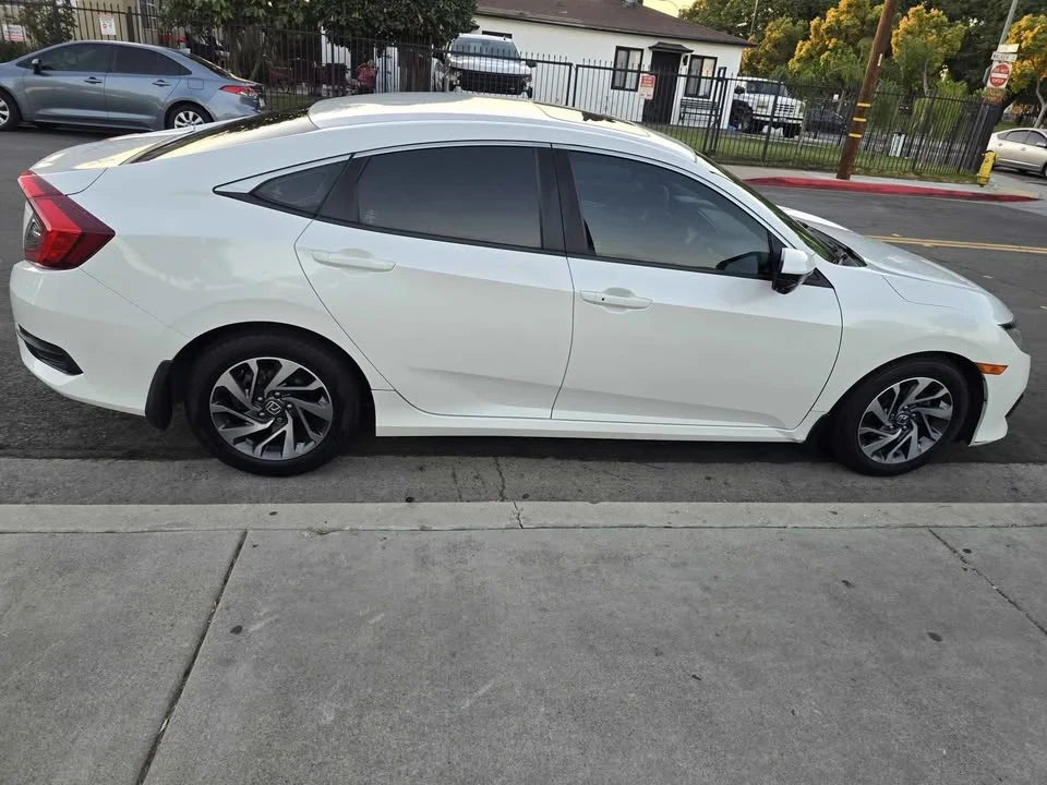 2016 Honda Civic 10th Gen - Image 7 of 20