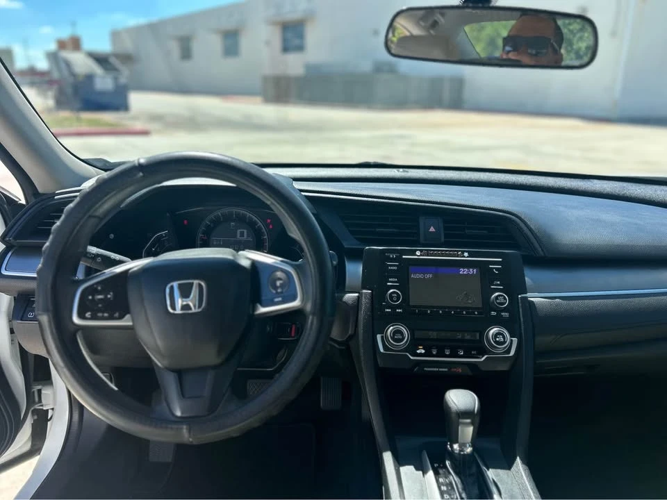 2016 Honda Civic 10th Gen - Image 11 of 14