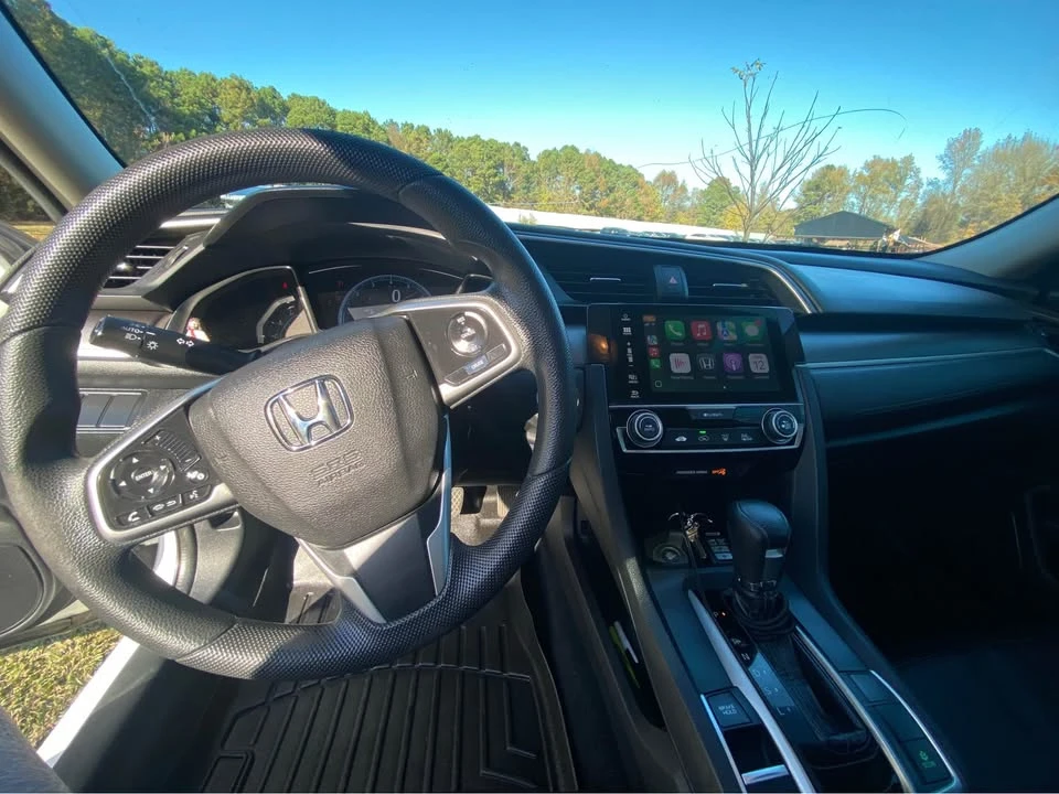 2016 Honda Civic 10th Gen - Image 13 of 17
