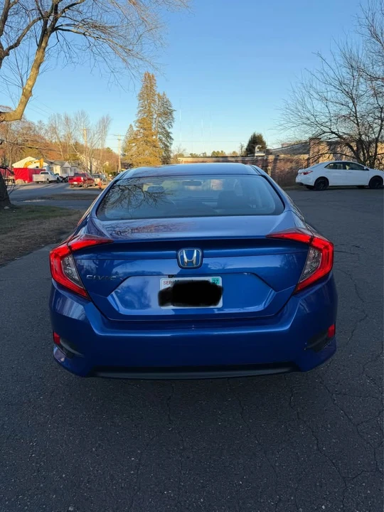 2016 Honda Civic 10th Gen - Image 3 of 16