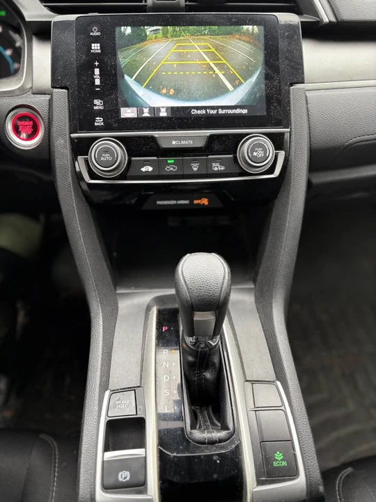 2016 Honda Civic 10th Gen - Image 8 of 12