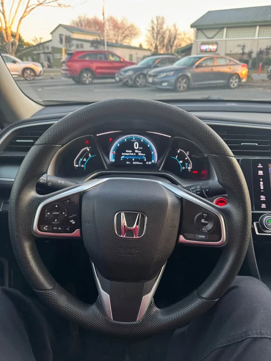 2016 Honda Civic 10th Gen - Image 11 of 17