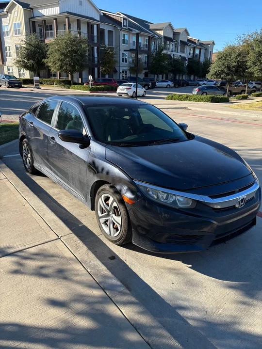 2016 Honda Civic 10th Gen - Image 2 of 3