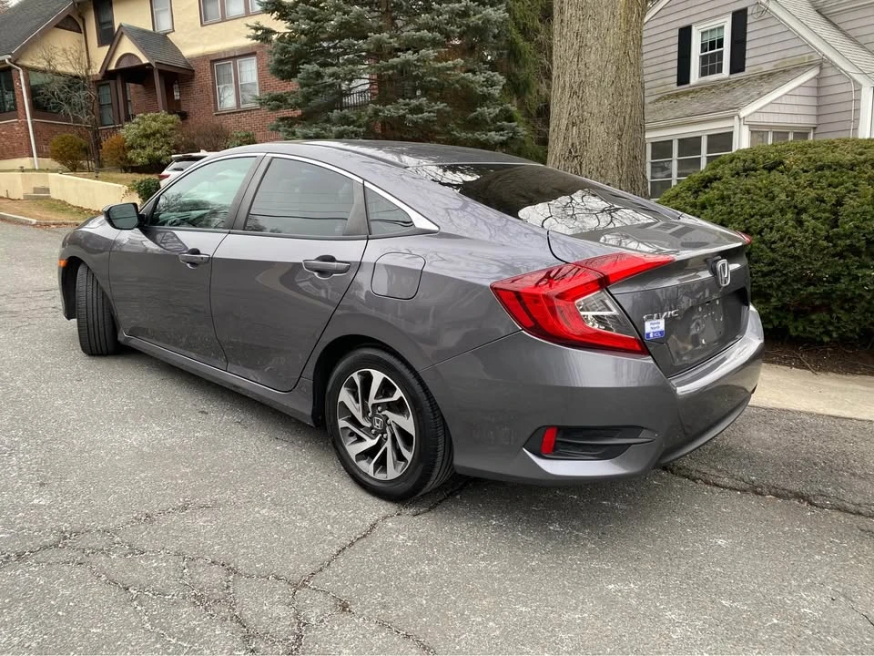 2016 Honda Civic 10th Gen - Image 6 of 20