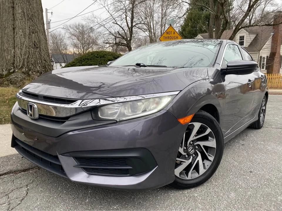 2016 Honda Civic 10th Gen - Image 8 of 20