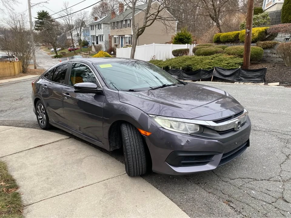 2016 Honda Civic 10th Gen - Image 3 of 20