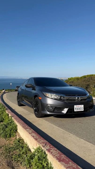 2016 Honda Civic 10th Gen - Image 4 of 9