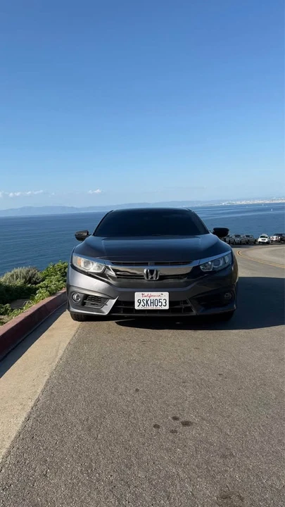 2016 Honda Civic 10th Gen - Image 3 of 9