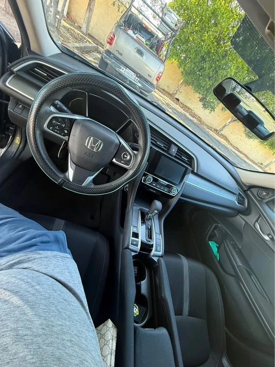 2016 Honda Civic 10th Gen - Image 4 of 15