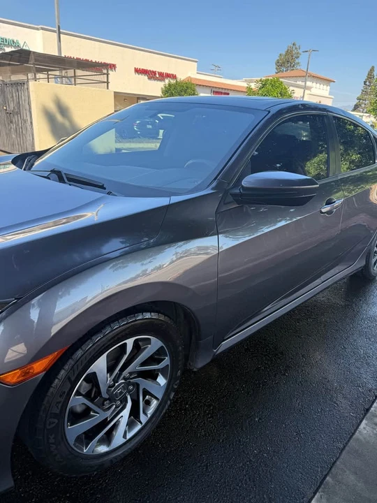 2016 Honda Civic 10th Gen - Image 2 of 15